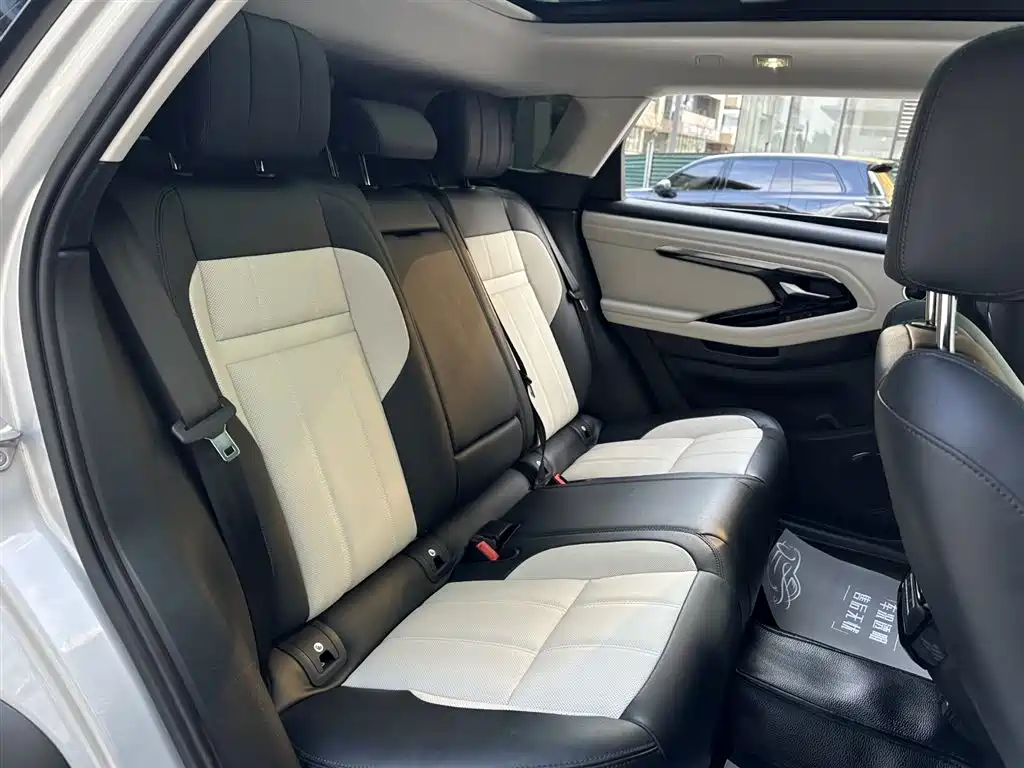 Land Rover Range Rover Evoque 2023 L 249PS HSE 2023 - thumbnail 14