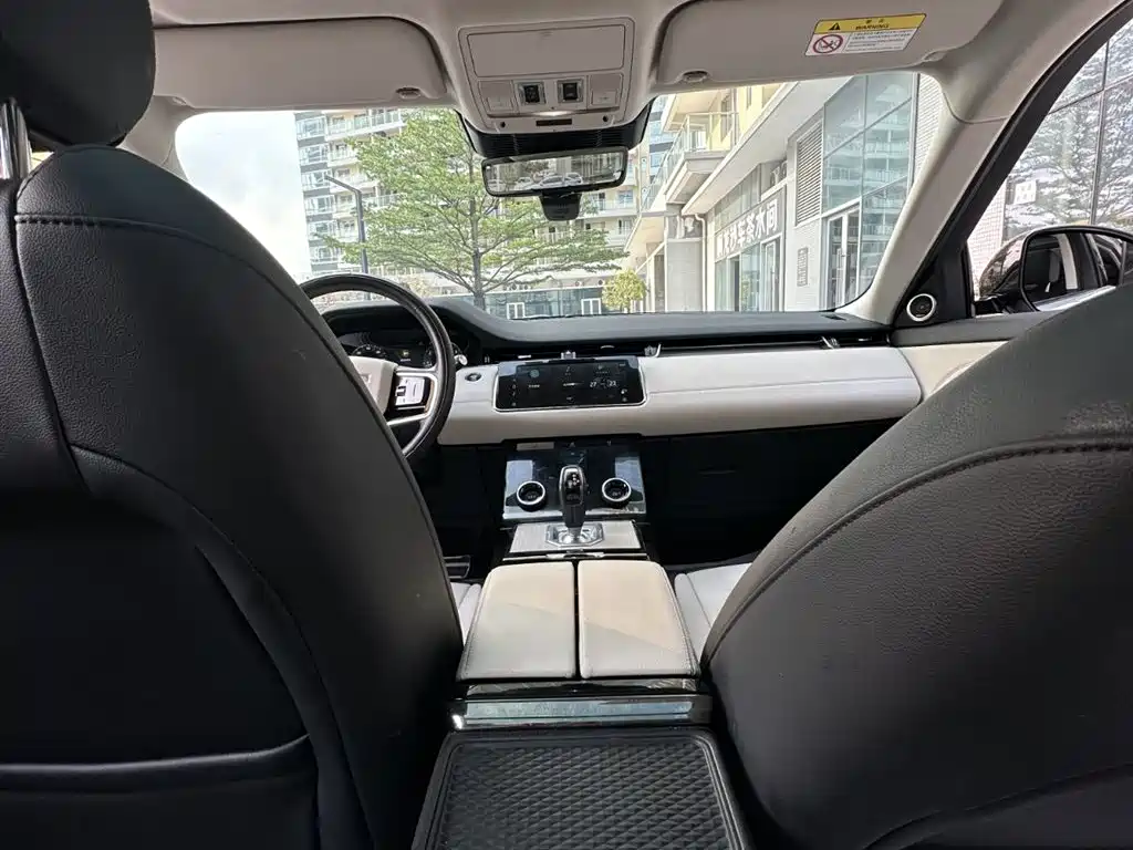 Land Rover Range Rover Evoque 2023 L 249PS HSE 2023 - thumbnail 18