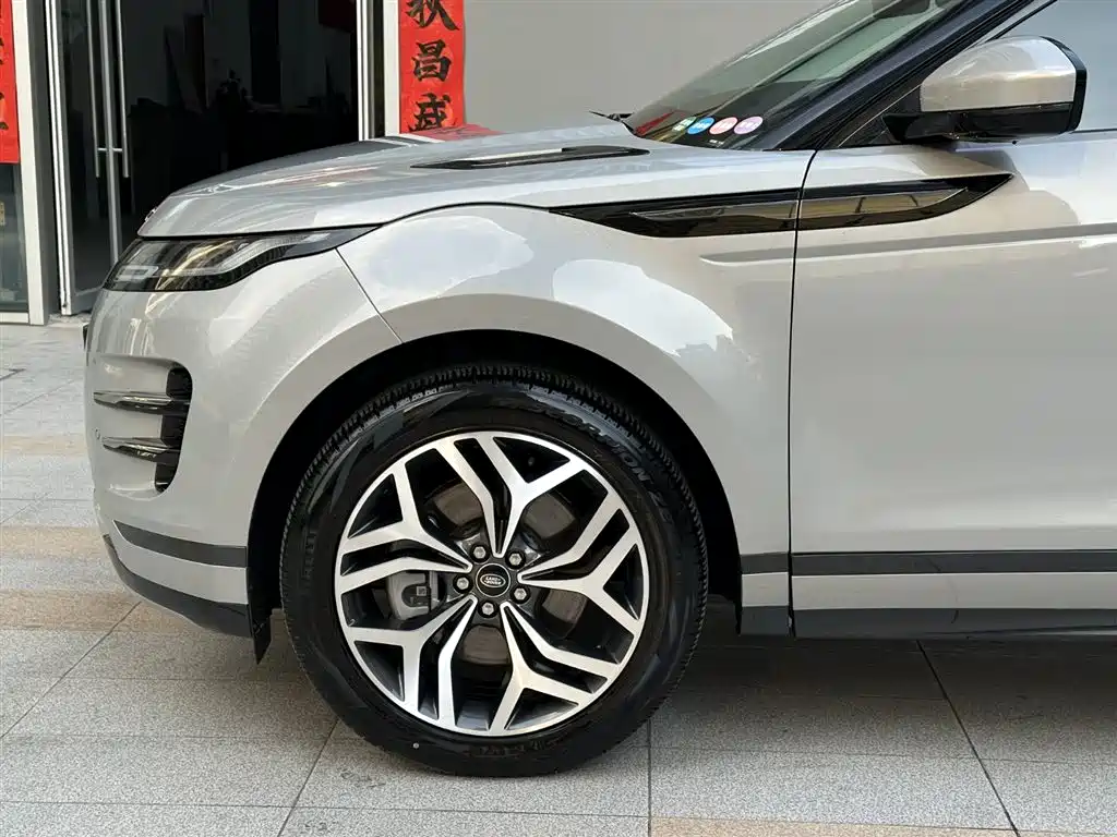 Land Rover Range Rover Evoque 2023 L 249PS HSE 2023 - thumbnail 22