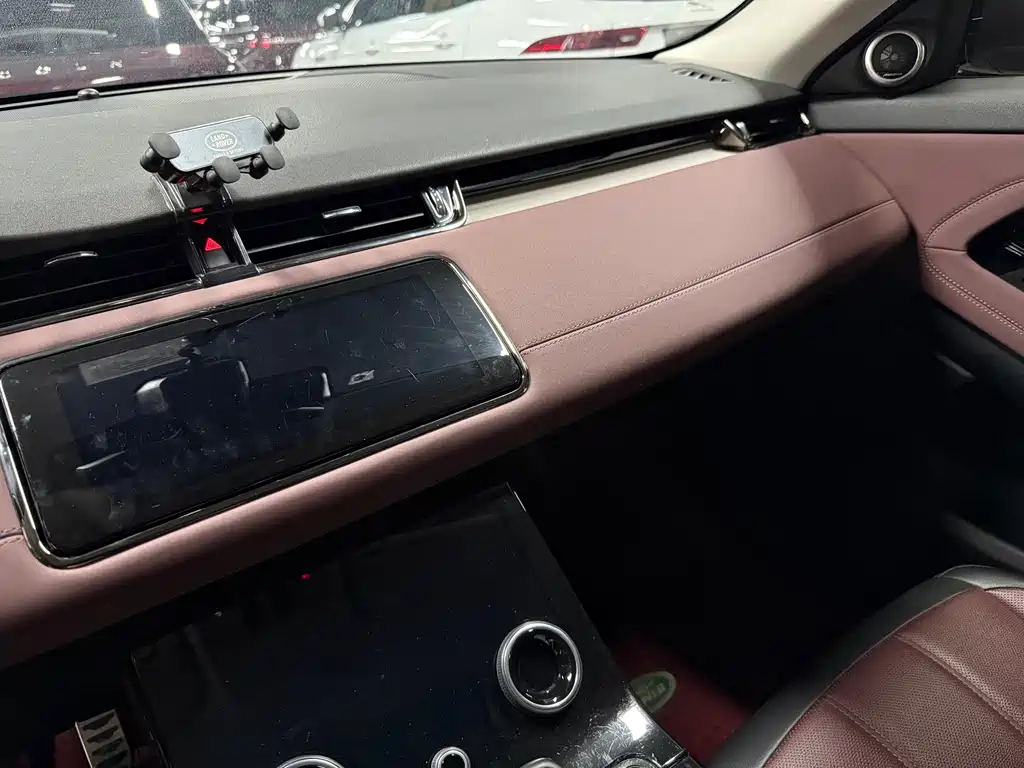 Land Rover Range Rover Evoque 2023 L 249PS HSE 2023 - thumbnail 5