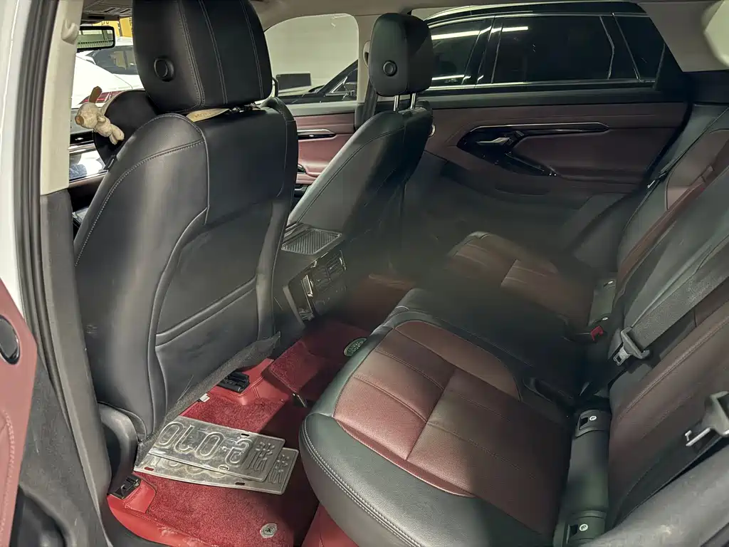 Land Rover Range Rover Evoque 2023 L 249PS HSE 2023 - thumbnail 8