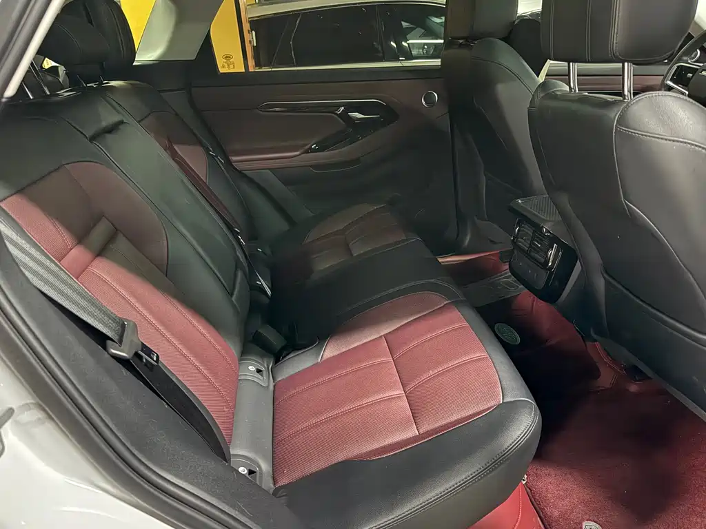 Land Rover Range Rover Evoque 2023 L 249PS HSE 2023 - thumbnail 10