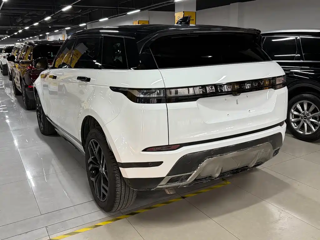 Land Rover Range Rover Evoque 2023 L 249PS HSE 2023 - thumbnail 14