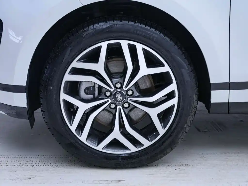 Land Rover Range Rover Evoque 2023 L 249PS HSE 2023 - thumbnail 10