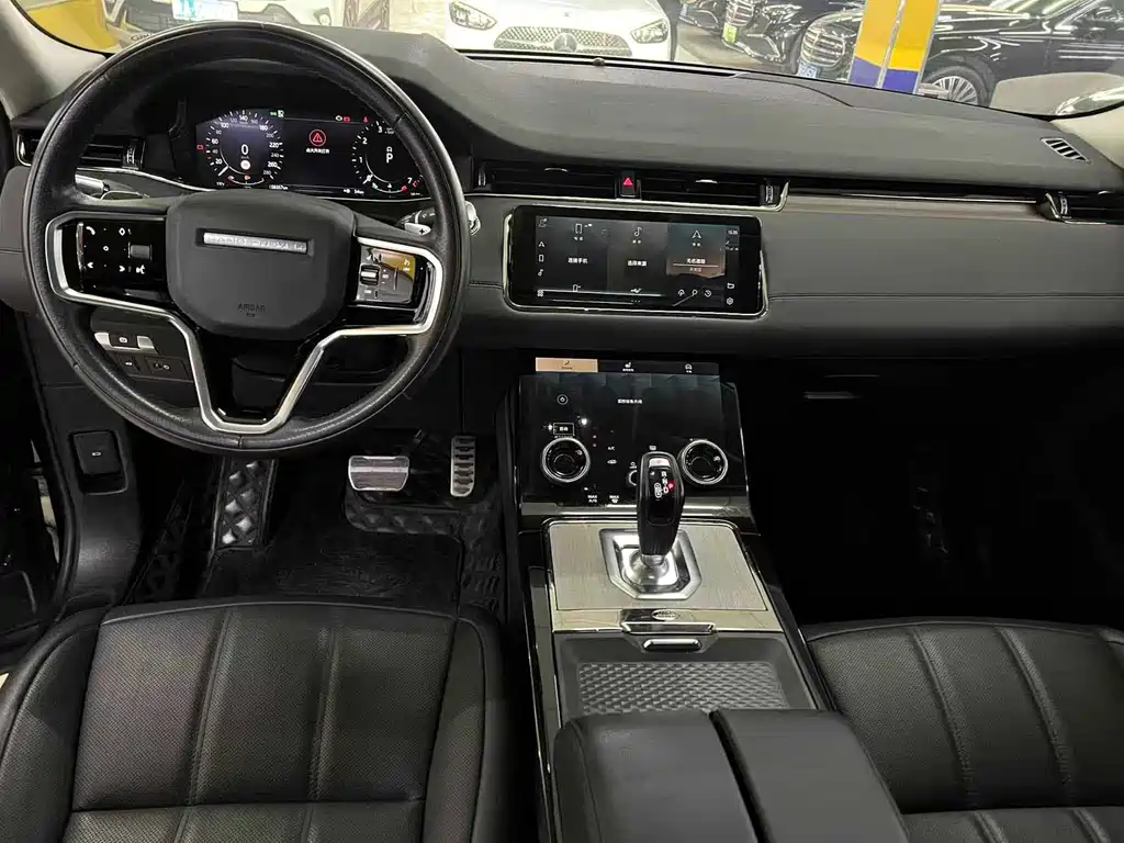 Land Rover Range Rover Evoque 2022 L 249PS R-Dynamic Luxury Edition 2022 - thumbnail 6