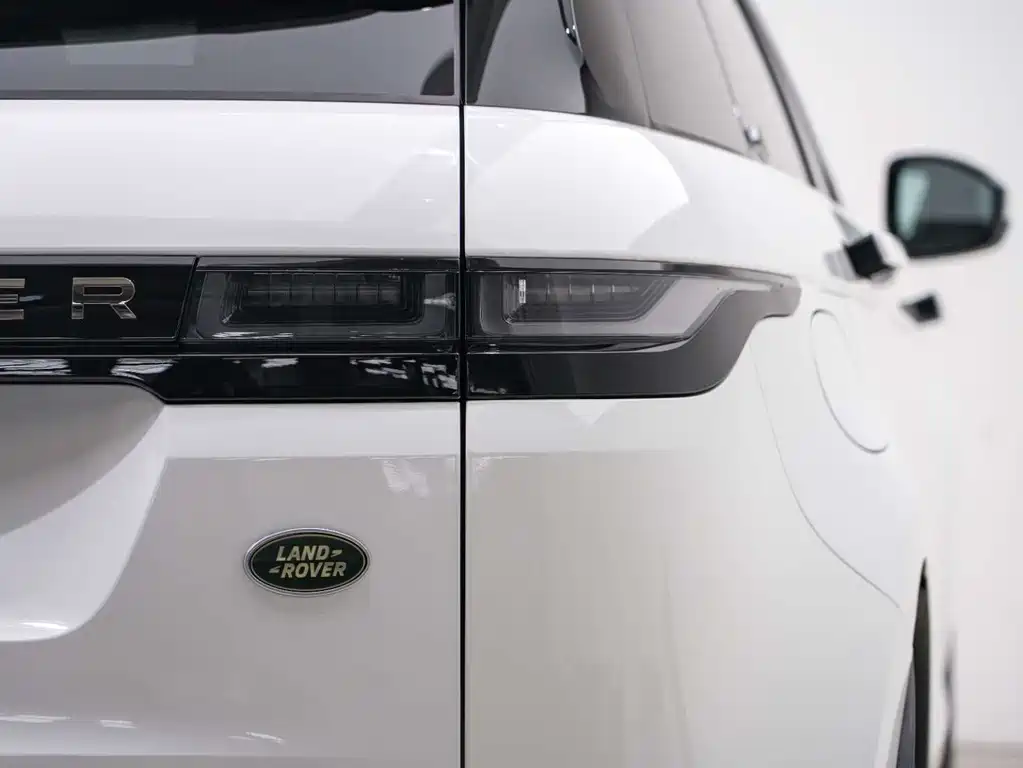 Land Rover Range Rover Evoque 2023 L 249PS HSE 2023 - thumbnail 19