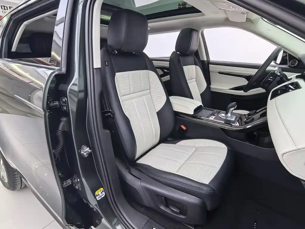 Land Rover Range Rover Evoque L 249PS R-Dynamic Luxury Edition 2022 - thumbnail 6