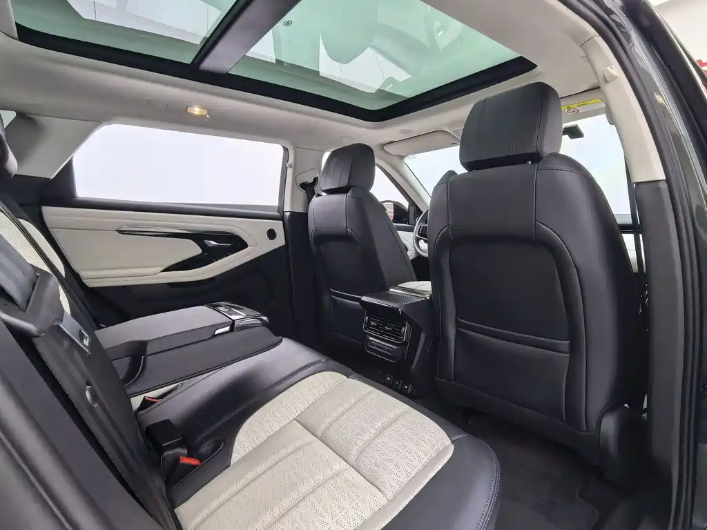 Land Rover Range Rover Evoque L 249PS R-Dynamic Luxury Edition 2022 - thumbnail 8