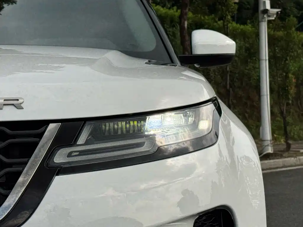 Land Rover Range Rover Evoque 2022 L 200PS R-Dynamic Standard Elite Edition 2022 - thumbnail 4