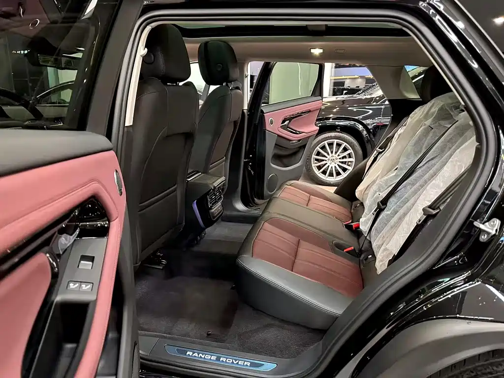 Land Rover Range Rover Evoque L SE 2026 380TSI AWD 2026 - thumbnail 7