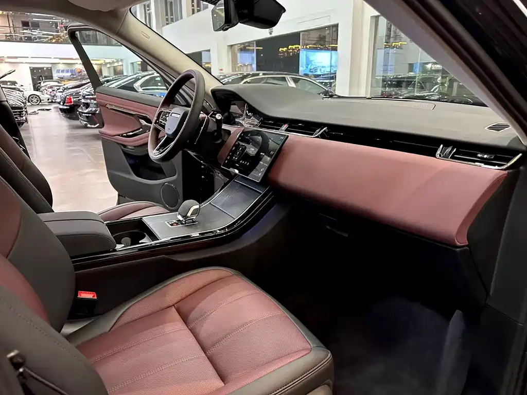 Land Rover Range Rover Evoque L SE 2026 380TSI AWD 2026 - thumbnail 9