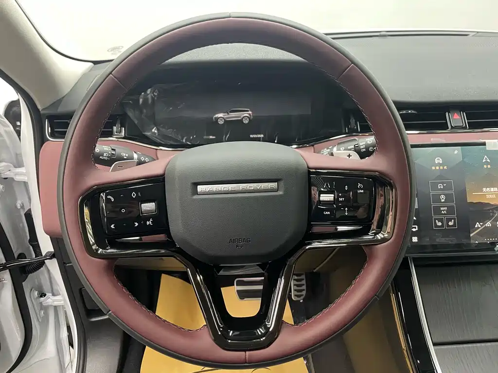 Land Rover Range Rover Evoque L SE 2026 2026 Range Rover Evoque L SE 2026 - thumbnail 10
