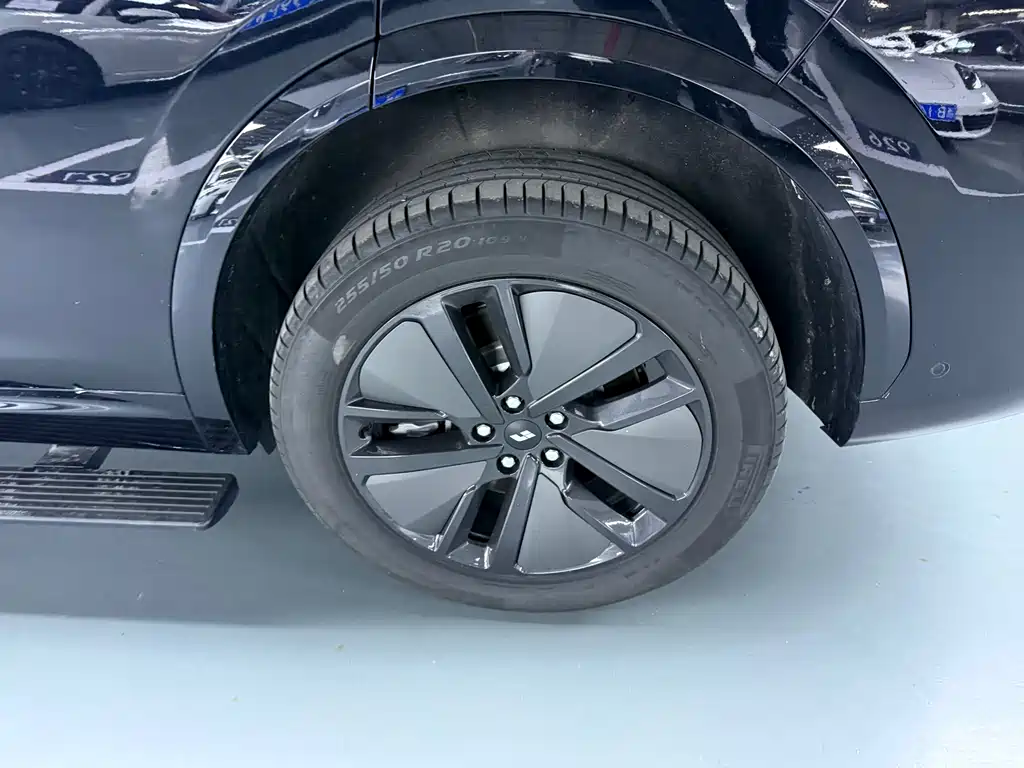 Li Auto L7 Pro 2023 2023 - thumbnail 13