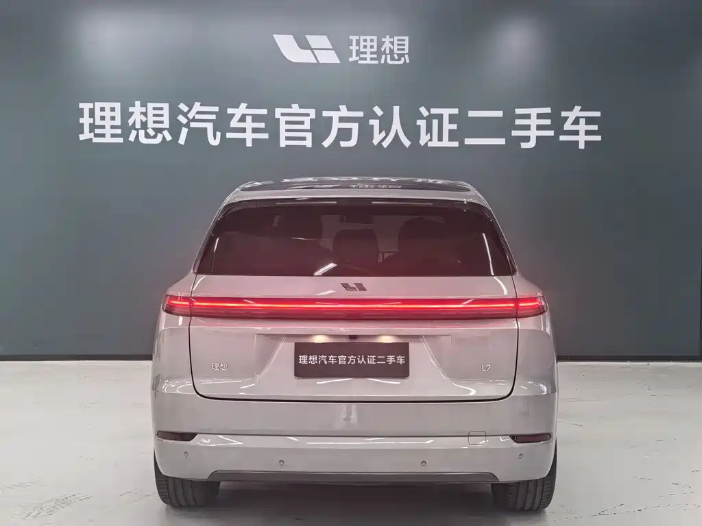 Li Auto Ideal L7 2025 Max Smart Refresh Edition 2025 - thumbnail 4