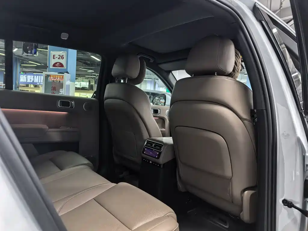 Li Auto Ideal L7 2025 Max Intelligent Upgrade Edition 2025 - thumbnail 5