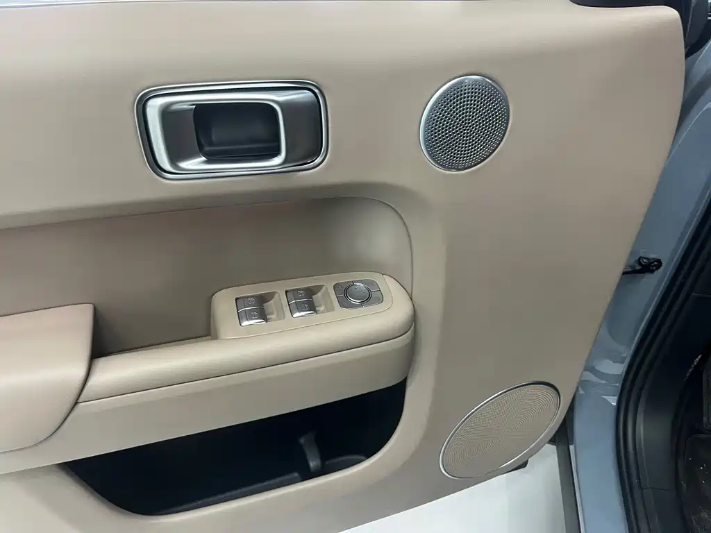 Li Auto Li L7 2025 Max Intelligent Upgrade Edition 2025 - thumbnail 5