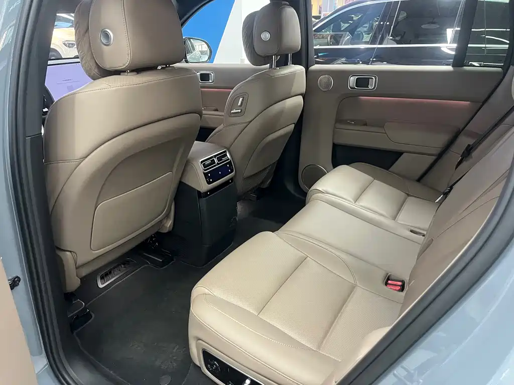 Li Auto Li L7 2025 Max Intelligent Upgrade Edition 2025 - thumbnail 6