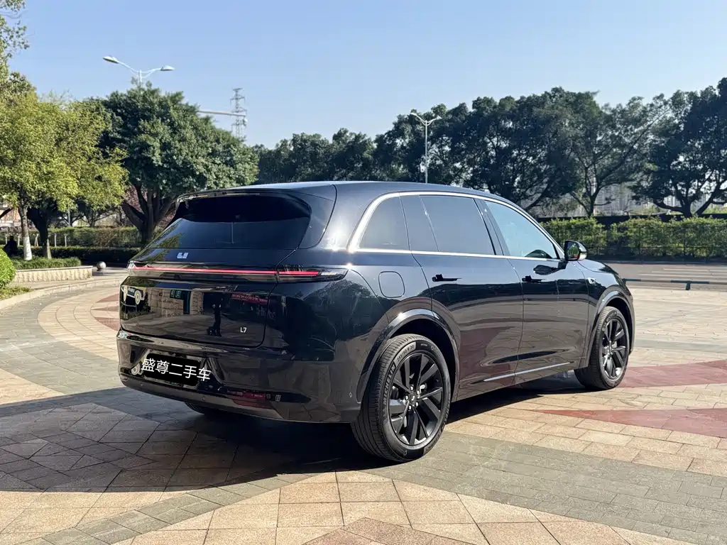 Li Auto L7 Pro 2023 2023 - thumbnail 18
