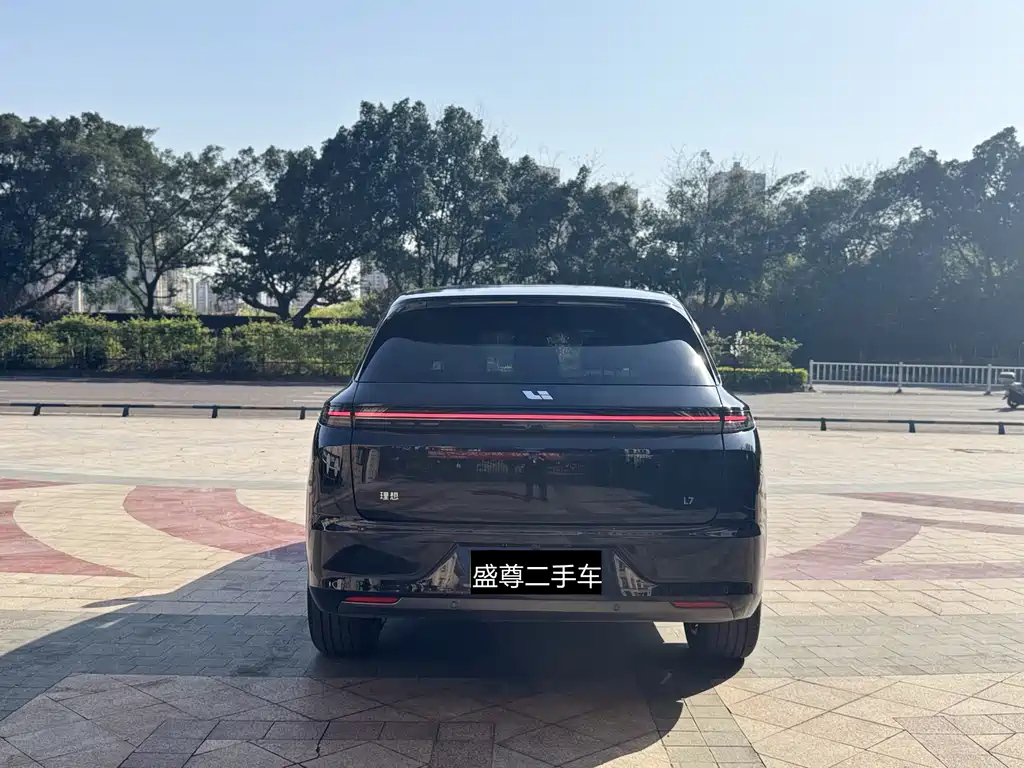 Li Auto L7 Pro 2023 2023 - thumbnail 19