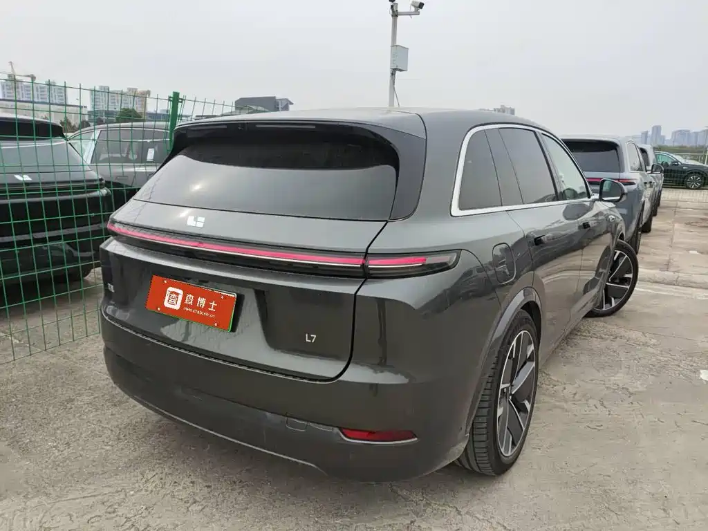 Li Auto Ideal L7 2025 Max Intelligent Upgrade Edition 2025 - thumbnail 3