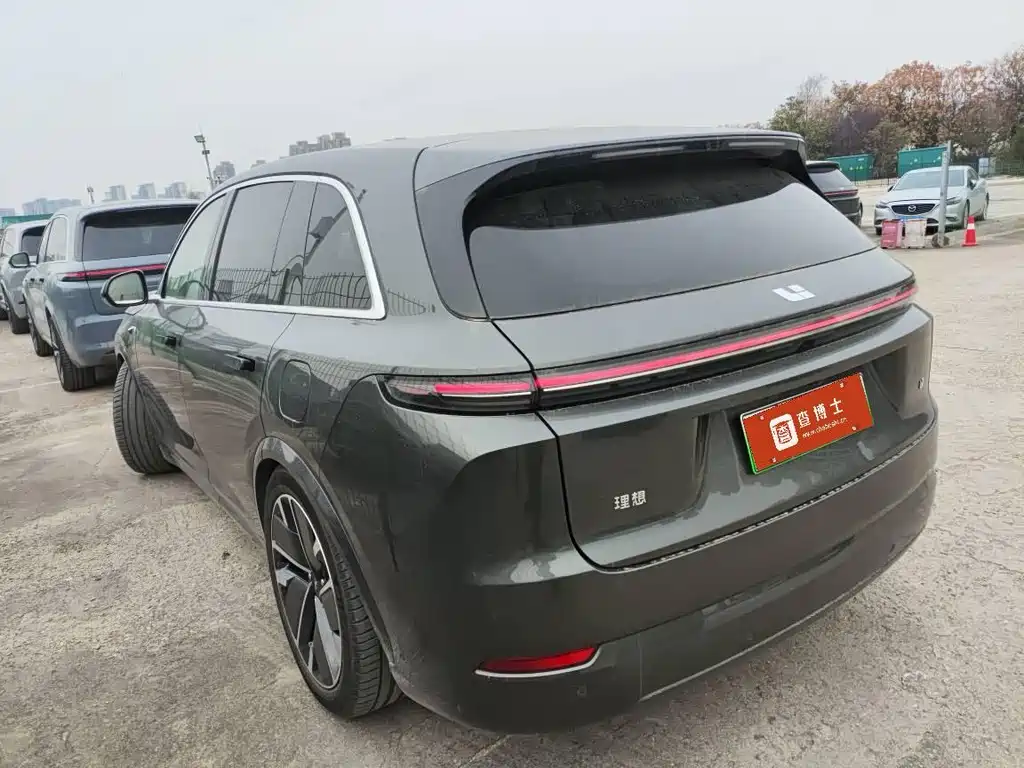 Li Auto Ideal L7 2025 Max Intelligent Upgrade Edition 2025 - thumbnail 4