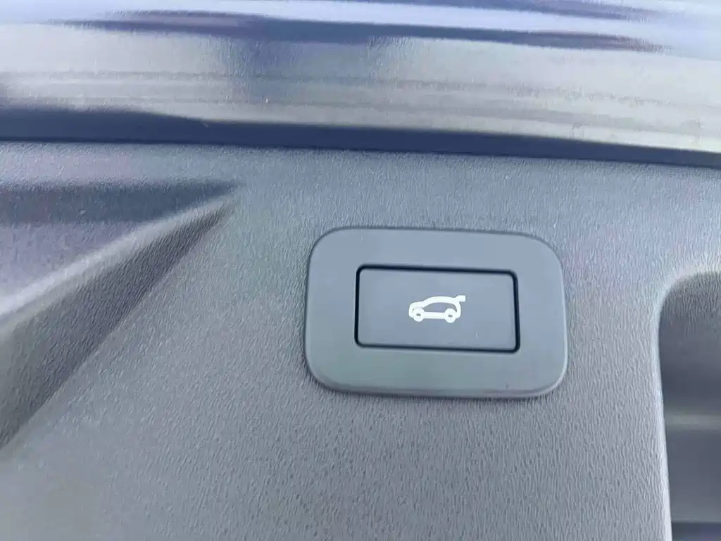Land Rover Discovery Sport 2025 249PS Performance Tech Edition 2025 - thumbnail 22