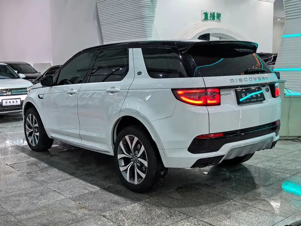 Land Rover Discovery Sport 2025 249PS Performance Tech Edition 2025 - thumbnail 4