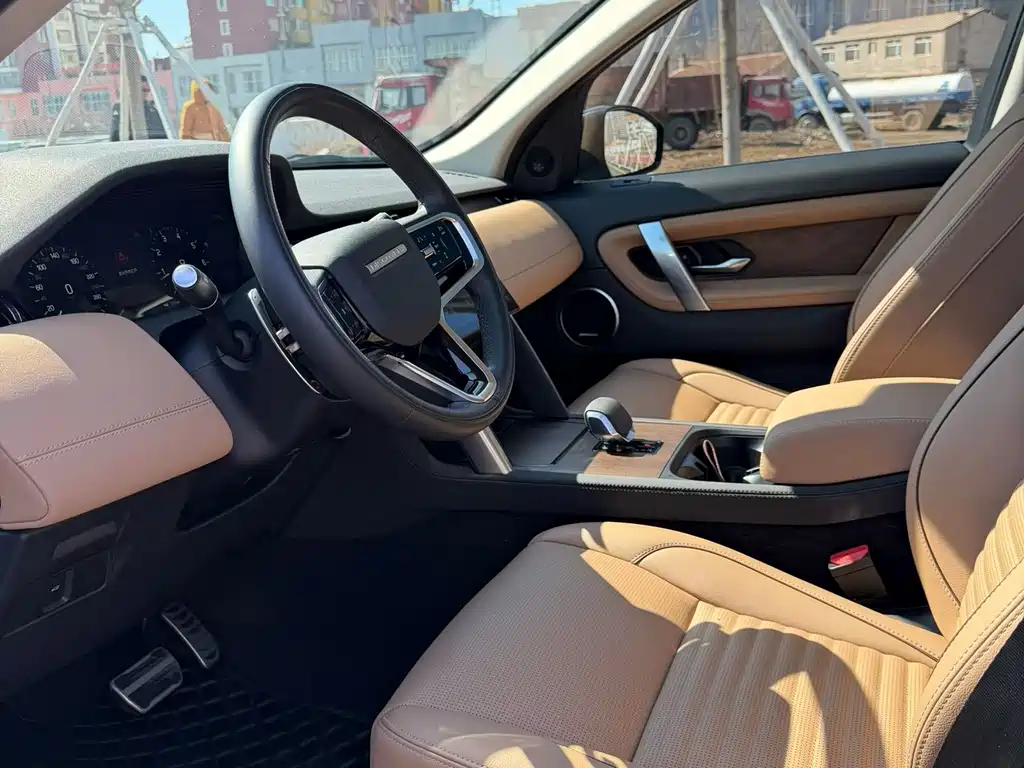 Land Rover Discovery Sport 2025 249PS Explore Special Edition 2025 - thumbnail 8