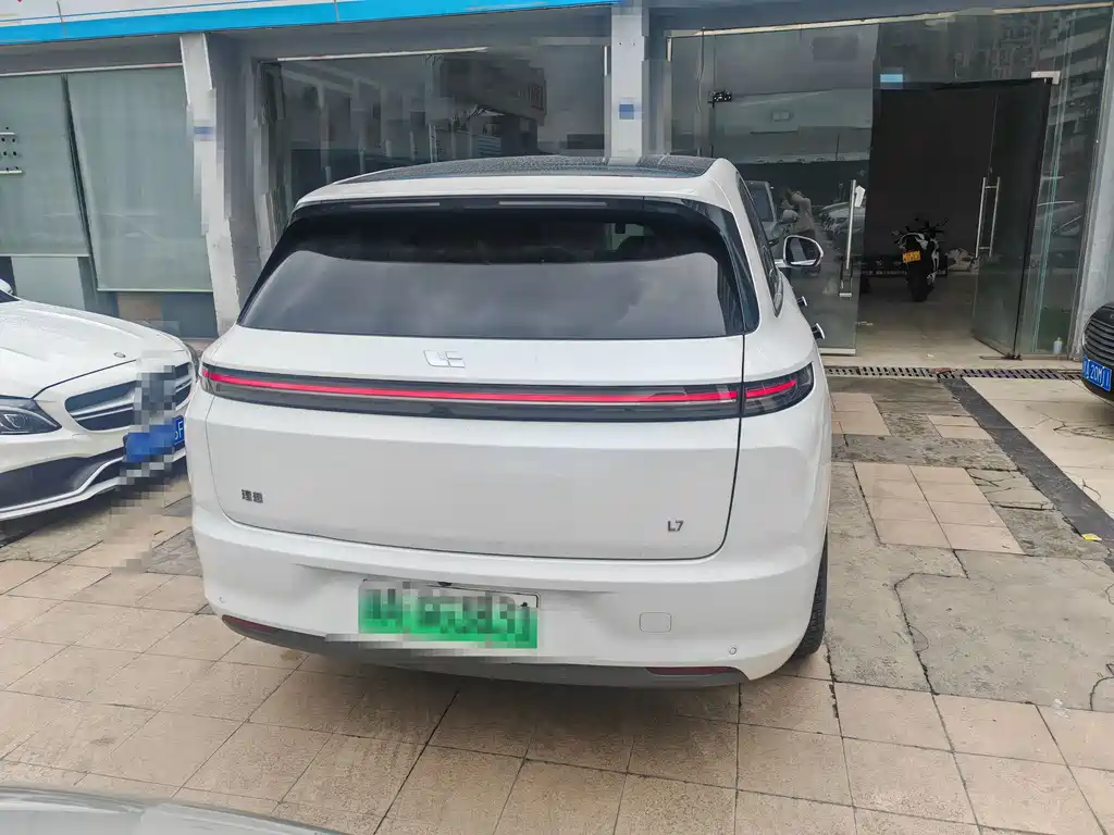 Li Auto L7 Pro 2023 2023 - thumbnail 11