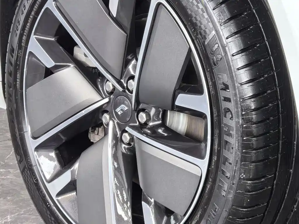 Li Auto Ideal L7 2025 Max Intelligent Upgrade Edition 2025 - thumbnail 12