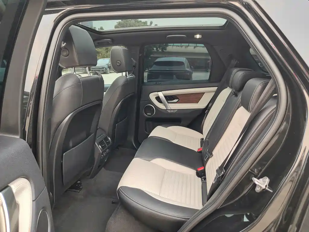 Land Rover Discovery Sport 2023 249PS R-Dynamic SE Performance Tech Edition 2023 - thumbnail 9