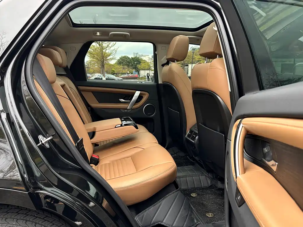 Land Rover Discovery Sport 2025 249PS Explorer Special Edition 2025 - thumbnail 14