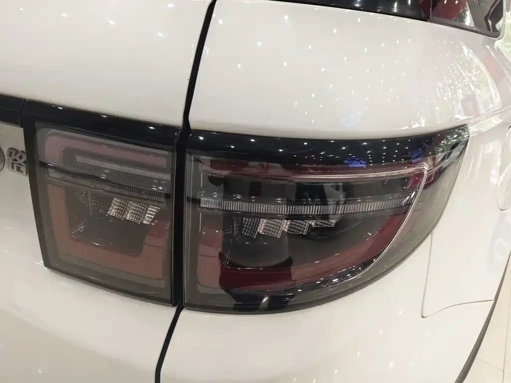 Land Rover 发现运动 2022款 200PS 家庭版 5座 2022 - thumbnail 12