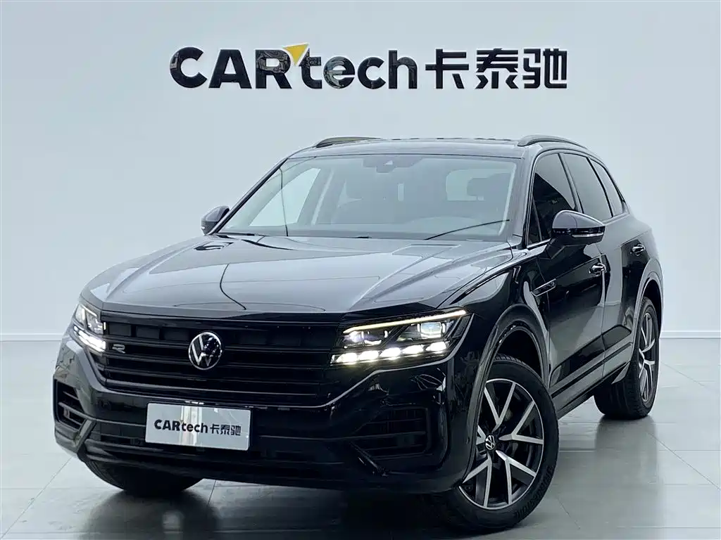 Volkswagen Volkswagen Touareg 2022 3.0TSI R-Line Black Sport Package 2022 - thumbnail 2