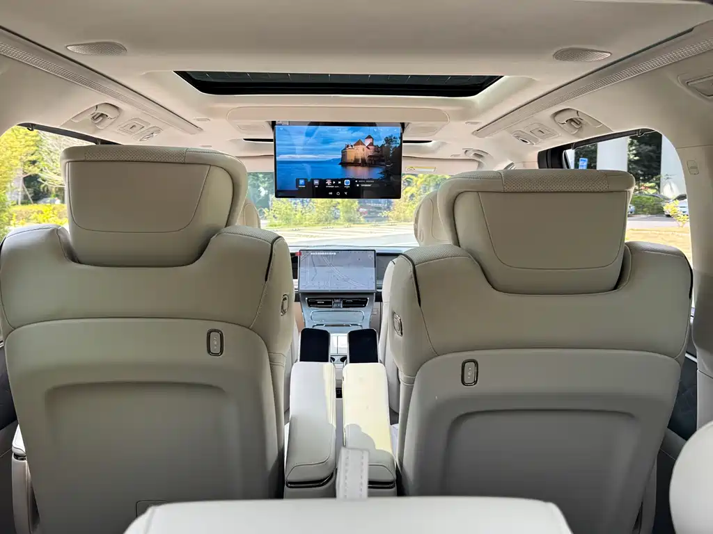 GAC Trumpchi GAC Trumpchi M8 2025 Qiankun Series Ultra First Class 2026 - thumbnail 7