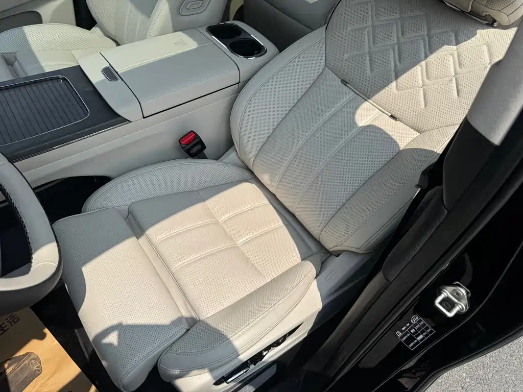 GAC Trumpchi GAC Trumpchi M8 2025 Qiankun Series Ultra First Class 2026 - thumbnail 21