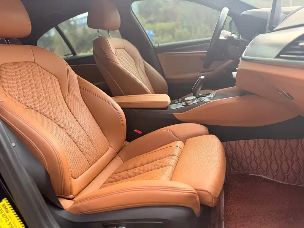 BMW BMW 5 Series (Imported) 2021 Model 525i M Sport Package 2021 - thumbnail 11