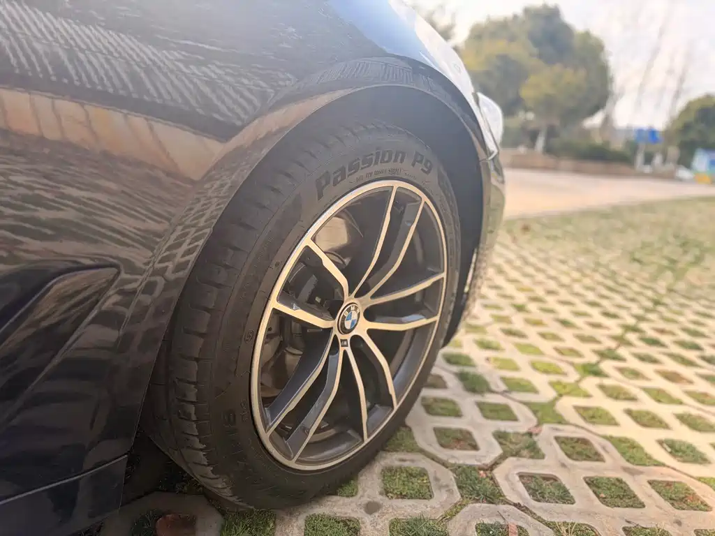 BMW BMW 5 Series (Imported) 2021 Model 525i M Sport Package 2021 - thumbnail 13