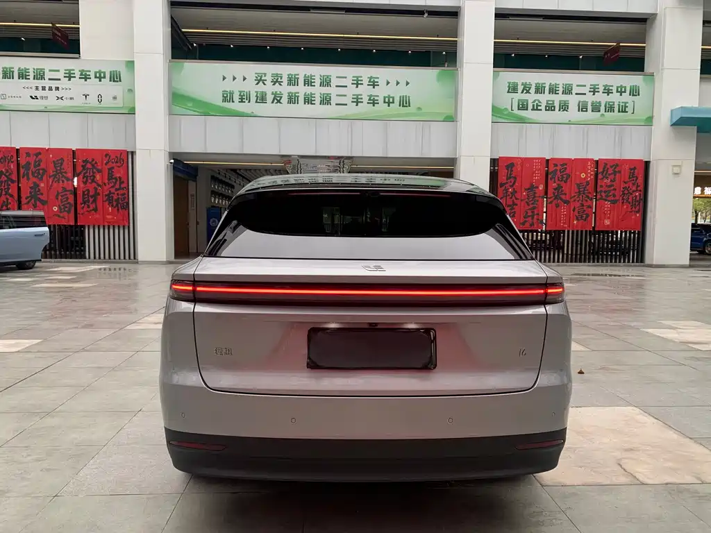 Li Auto Li Auto i6 2025 Standard Range Dual Motor Version 2025 - thumbnail 5