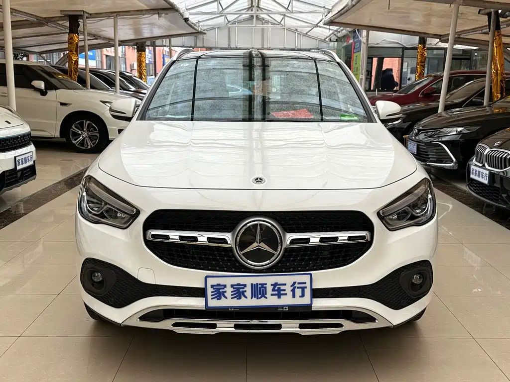 Mercedes-Benz Mercedes-Benz GLA 2023 GLA 220 2023 - thumbnail 2