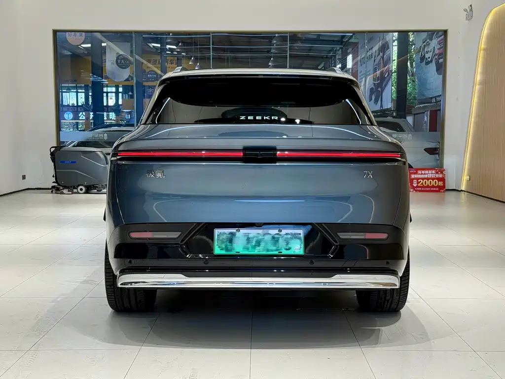 Zeekr Zeekr 7X 2025 Model 100kWh Long Range AWD Intelligent Driving Version 2024 - thumbnail 5
