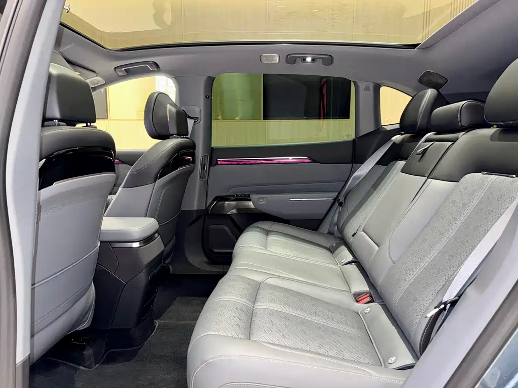 Zeekr Zeekr 7X 2025 Model 100kWh Long Range AWD Intelligent Driving Version 2024 - thumbnail 17