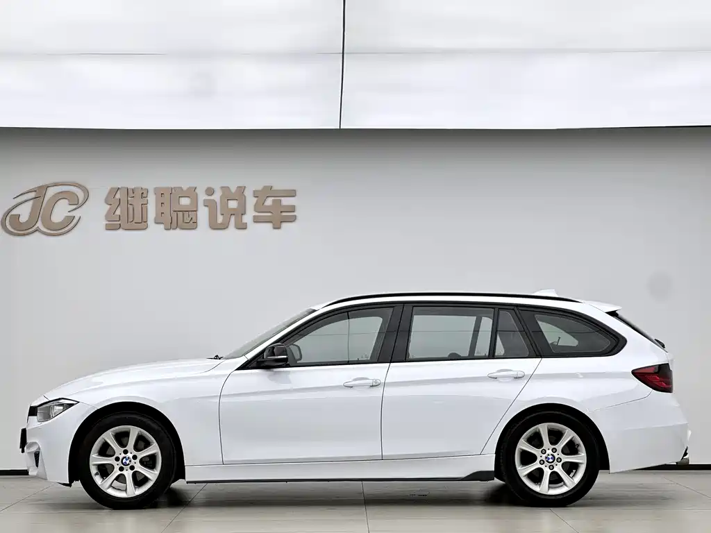 BMW BMW 3 Series Import 2013 320i Sport Design Package Touring 2015 - thumbnail 4