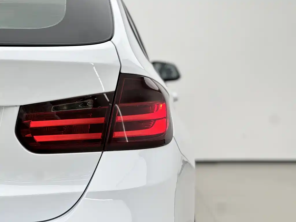 BMW BMW 3 Series Import 2013 320i Sport Design Package Touring 2015 - thumbnail 11