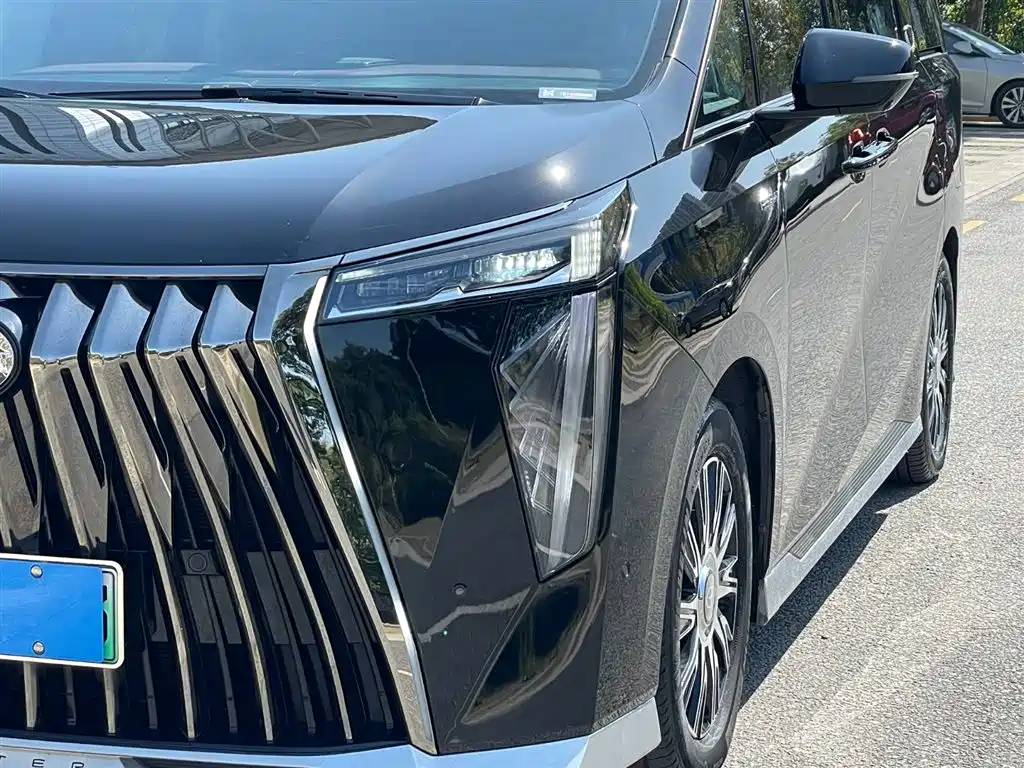 GAC Trumpchi GAC Trumpchi E9 2023 Master Edition 2023 - thumbnail 3