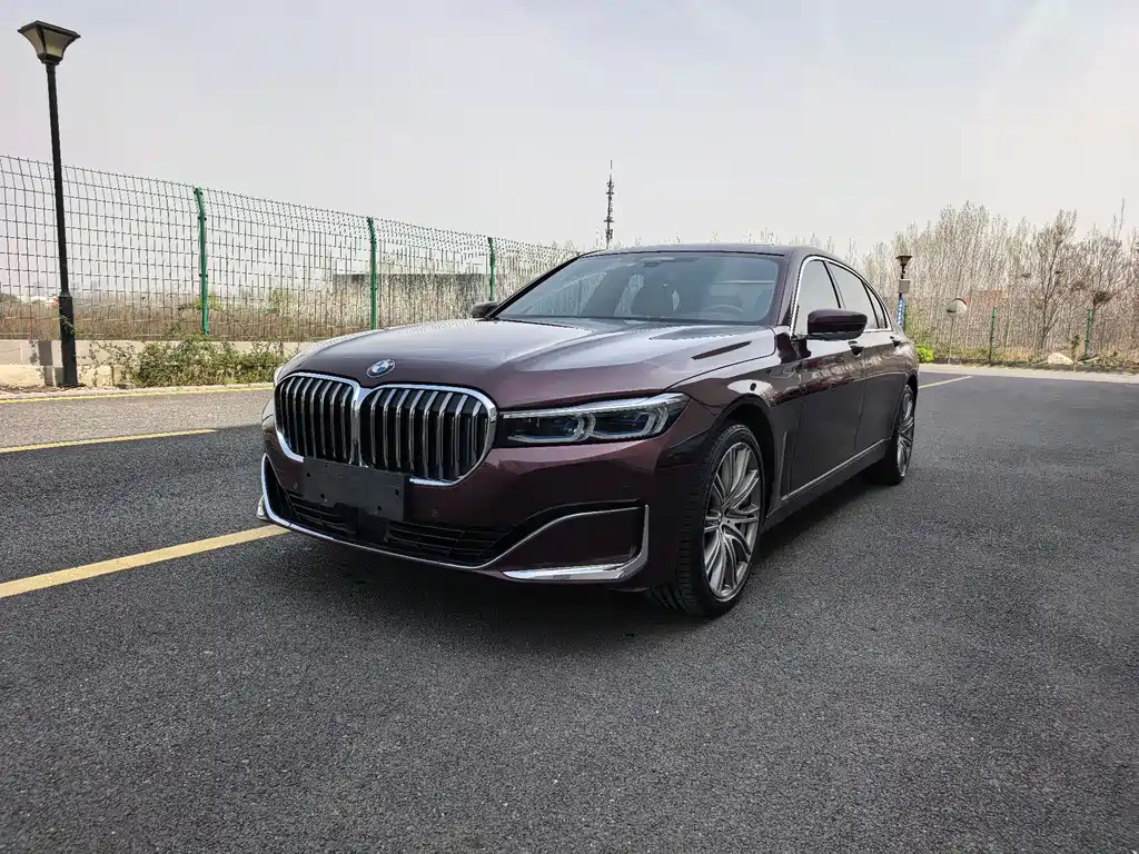 BMW BMW 7 Series 2022 740Li xDrive Executive Luxury Package 2022