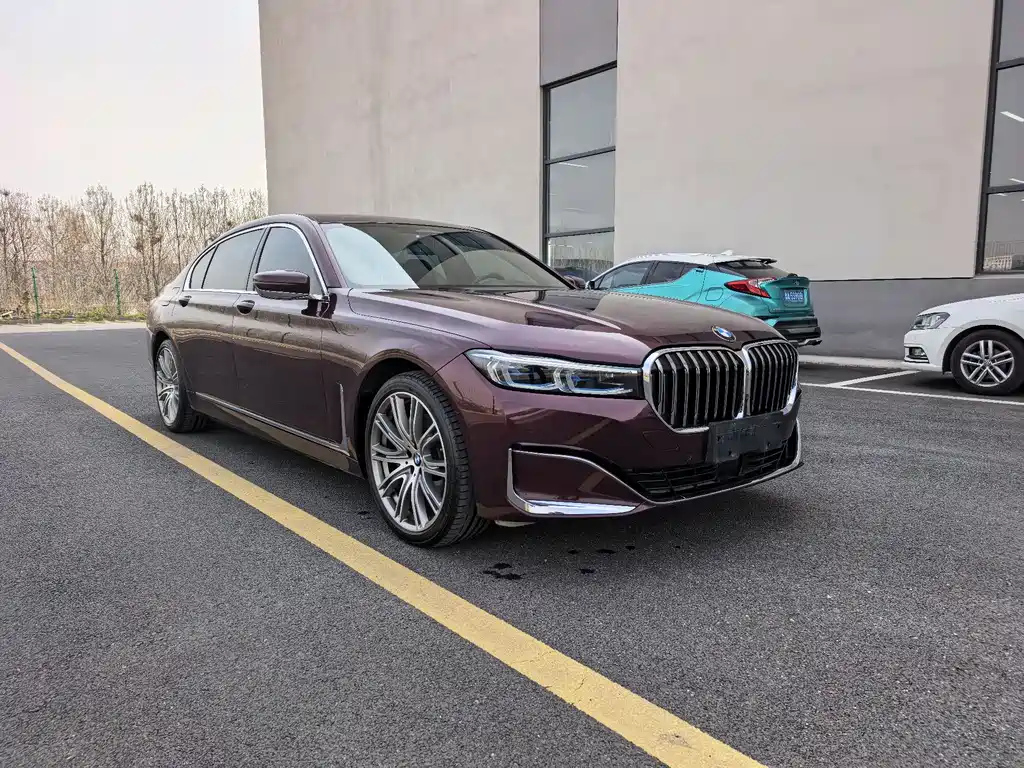 BMW BMW 7 Series 2022 740Li xDrive Executive Luxury Package 2022 - thumbnail 3