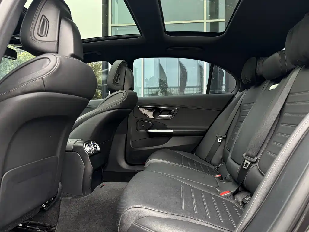 Mercedes-Benz Mercedes-Benz C-Class 2023 C 260 L Sport Edition 2023 - thumbnail 9