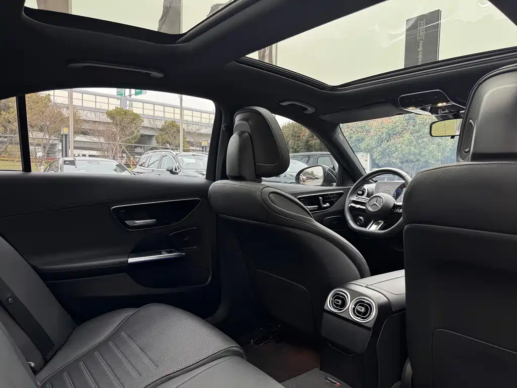 Mercedes-Benz Mercedes-Benz C-Class 2023 C 260 L Sport Edition 2023 - thumbnail 12