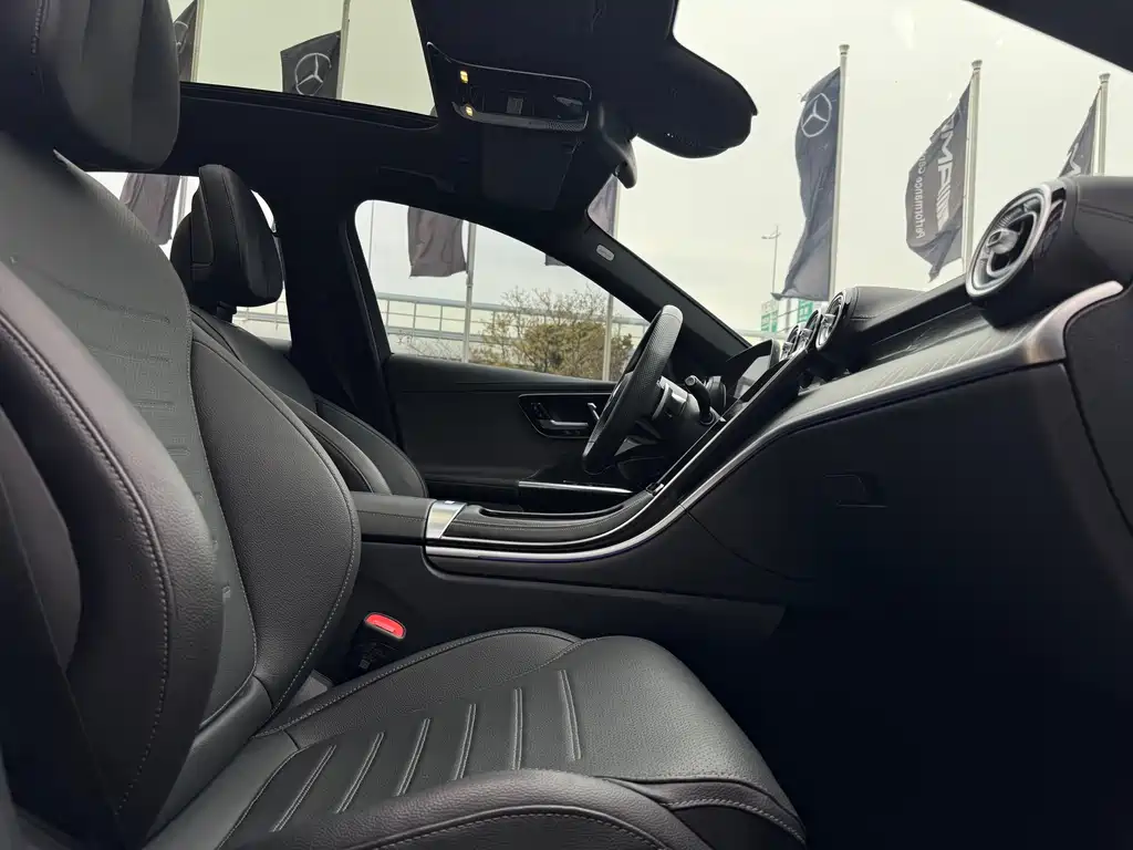 Mercedes-Benz Mercedes-Benz C-Class 2023 C 260 L Sport Edition 2023 - thumbnail 15